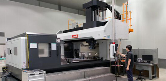 山東師范大學(xué)校辦車(chē)間--浦豐柜業(yè)工作臺(tái)使用案例 山東師范大學(xué)校辦車(chē)間--浦豐柜業(yè)工作臺(tái)使用案例